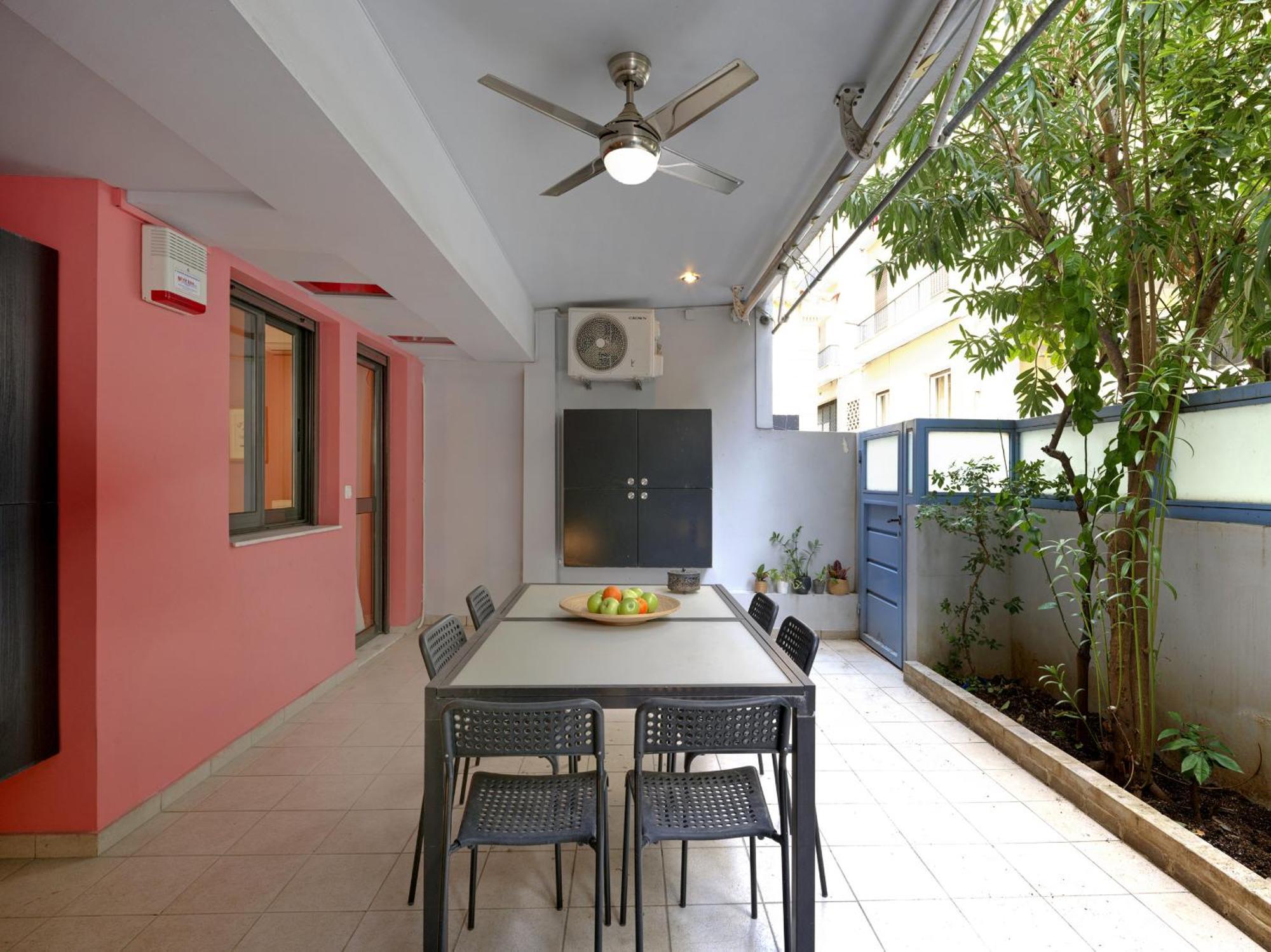 Koukaki Garden Escape Child Friendly Apartment Atenas Exterior foto